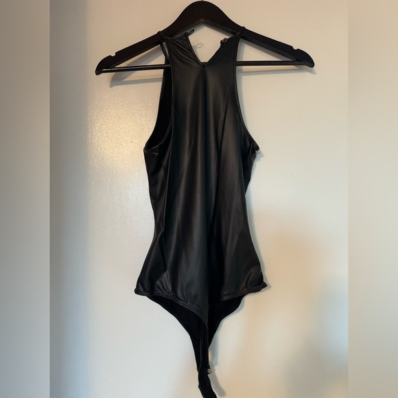 guess leather bodysuit - Picture 3 of 3